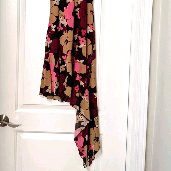 NWOT Beautiful Flower Print Midi Dress - Picture 3 of 11